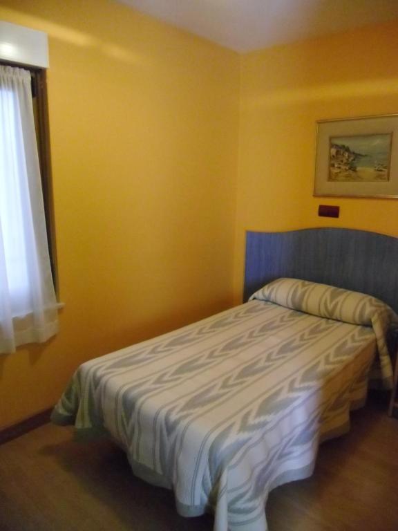 Hostal Don Suero León Extérieur photo